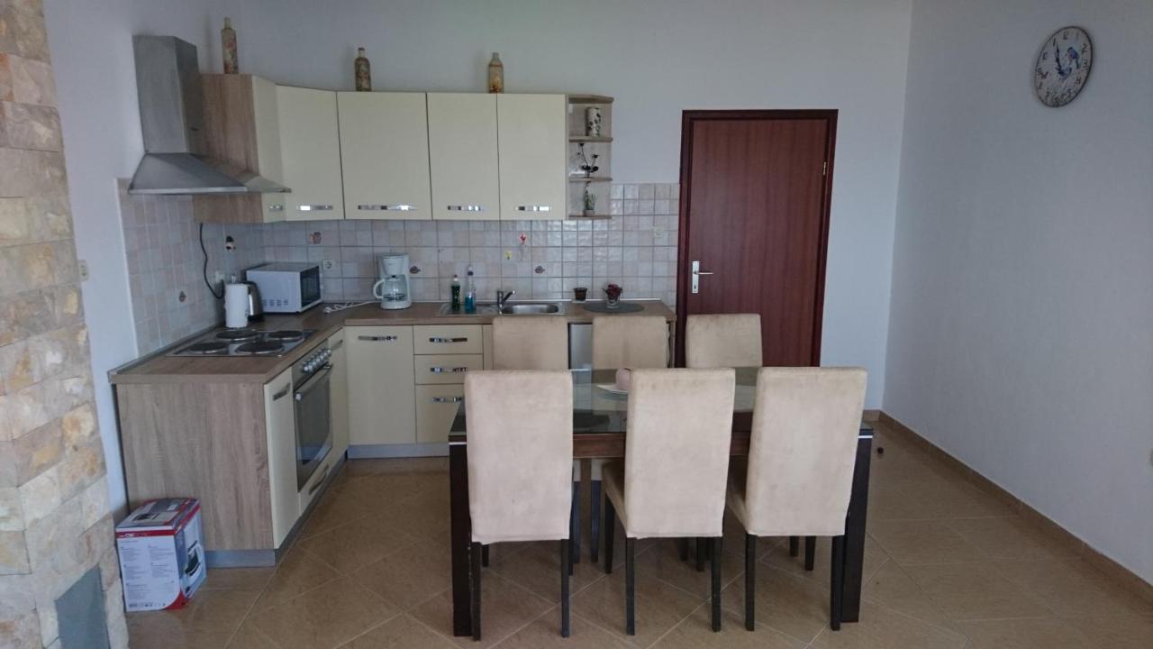 Apartman Vuleta ราชานาส ภายนอก รูปภาพ