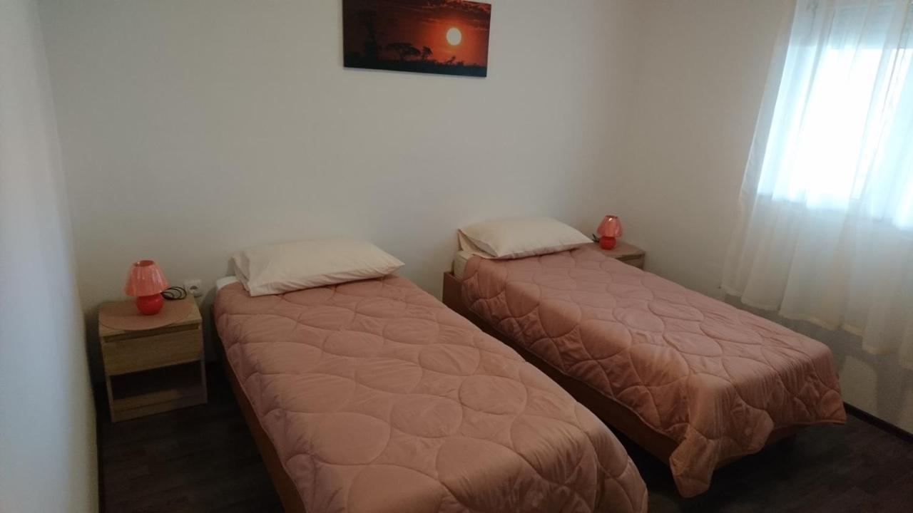 Apartman Vuleta ราชานาส ภายนอก รูปภาพ